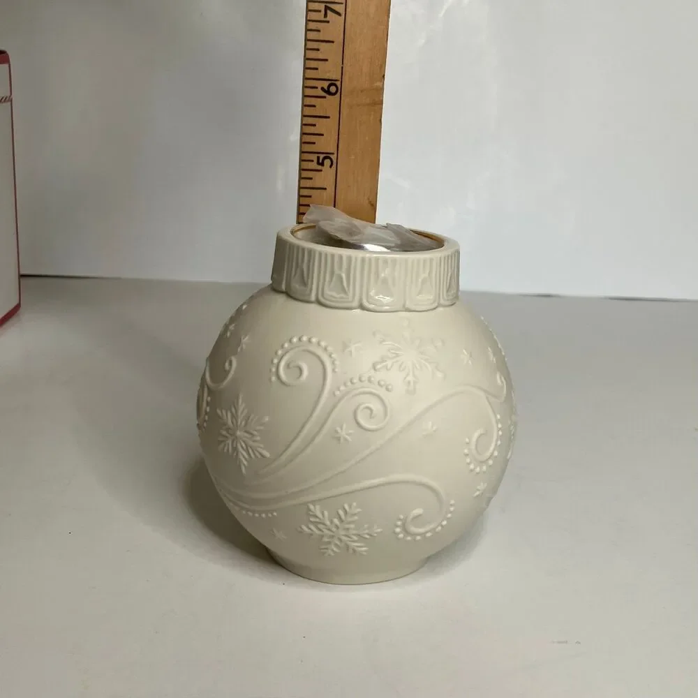 Lenox Ornamental Glow Snowflake Votive Candle Holder Brand New In Box
